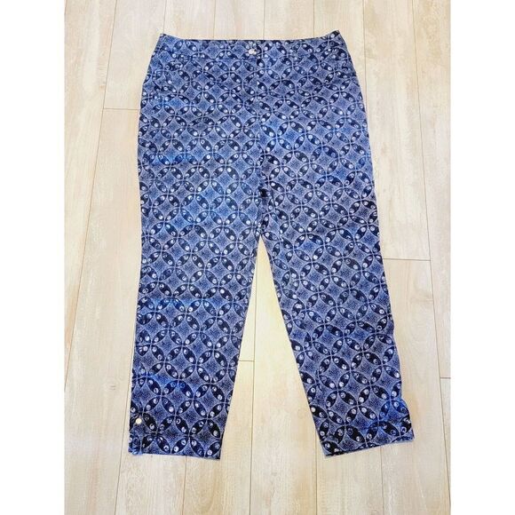 Chico's 2 Blue & White Diamond Ikat Ankle Crop Pants Cuffed Large - Picture 7 of 9